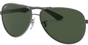 Verres originaux Ray-Ban RB8313 Carbon Fibre, couleur N5 · Polarisé vert ar · plastique