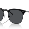 673487-black-on-black